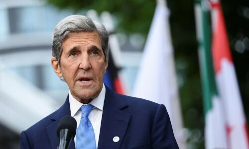 US envoy Kerry hopes China and US can &lsquo;come together&rsquo; on climate