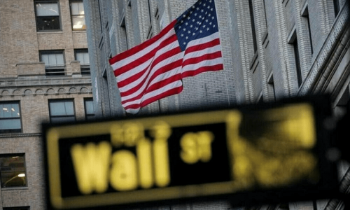 US stocks slip as traders assess signs of slowing economy