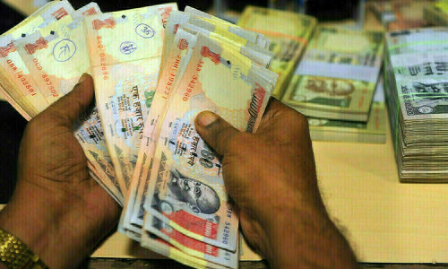 Indian rupee to remain below 83/USD on dollar rally, all eyes on RBI