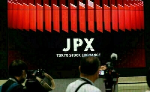 Tokyo shares drop on Wall St falls, profit-taking