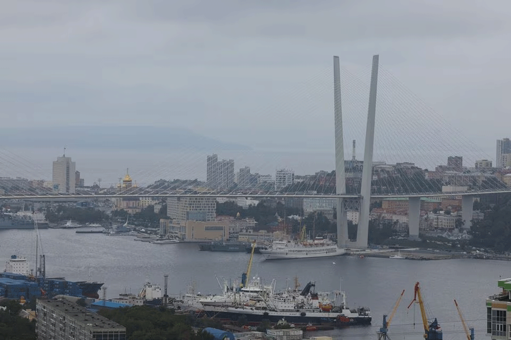 In Russia&rsquo;s Pacific port, residents await North Korea&rsquo;s Kim Jong Un