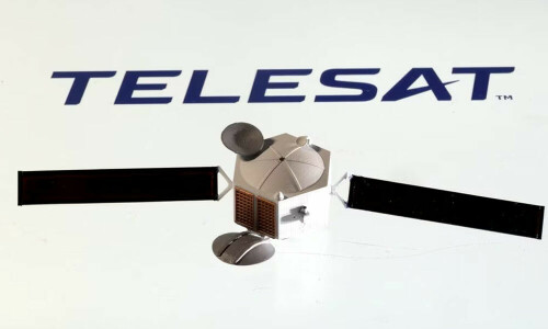 Telesat taps SpaceX to launch its broadband satellites in orbit