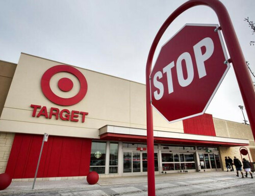 Target to hire 100,000 workers for holiday season, start promotions in October