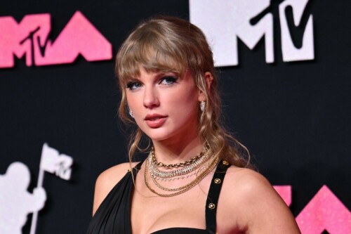 Taylor Swift takes on Hollywood