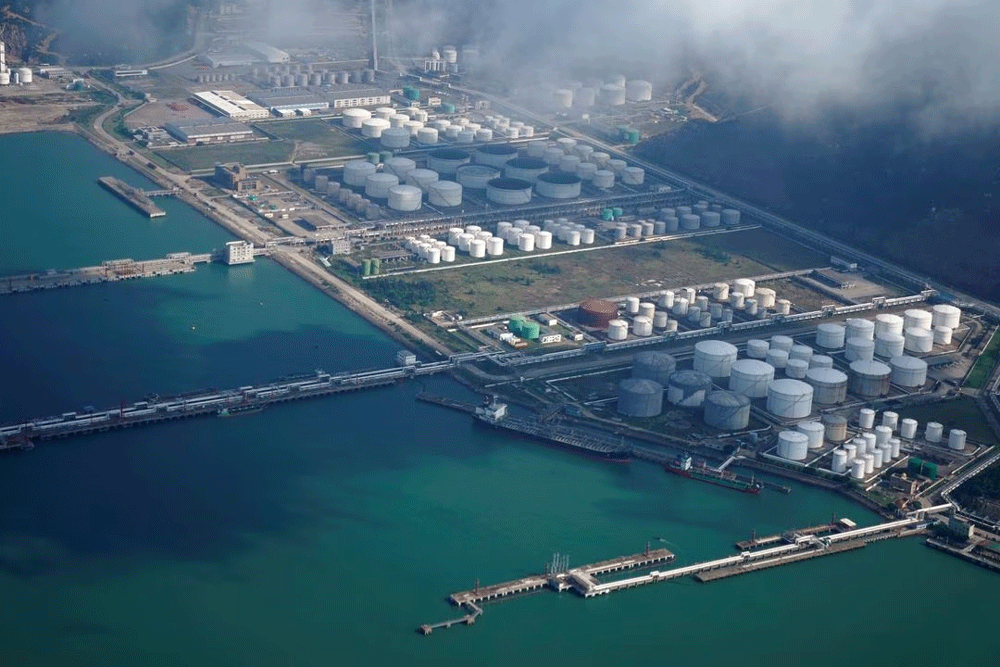 China may boost Oct fuel exports on robust margins, flight recovery