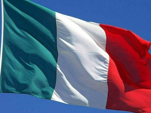 Earthquakes hit Italy super volcano, raising spectre of evacuations