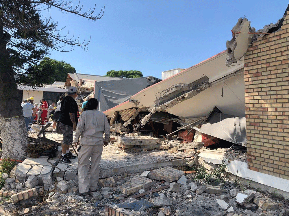 Mexican church roof collapses during Sunday mass killing 9, about 30 others missing