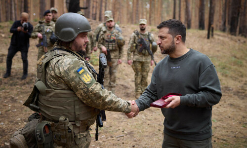 Ukraine&rsquo;s Zelensky visiting eastern frontline: statement