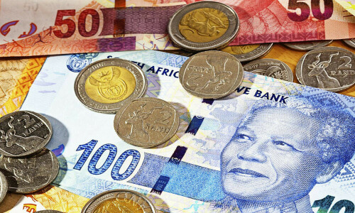 South African rand falls further before whole-economy PMI South African rand falls further before whole-economy PMI