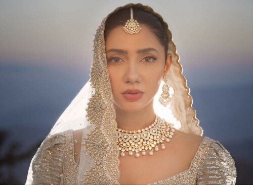 Actor Mahira Khan details her Bhurban wedding