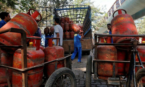 India hikes cooking gas subsidy for second time in just over a month