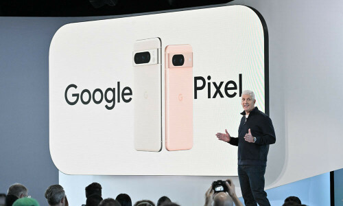 Google launches Pixel 8, smartwatch with new AI feature