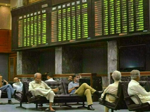 KSE-100 adds another 373 points to extend gains for 4th session