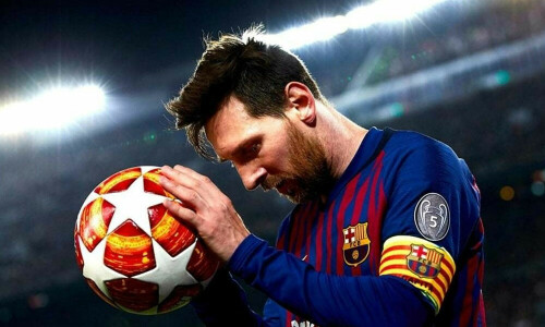Messi called up for Argentina qualifiers despite injury