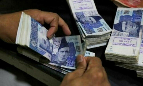 The mystery of cash in circulation decline