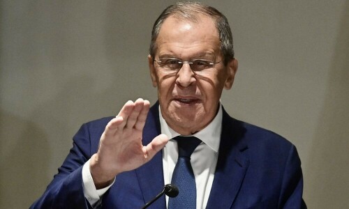 Russia&rsquo;s Lavrov and Arab League chief call for end to fighting in Israel
