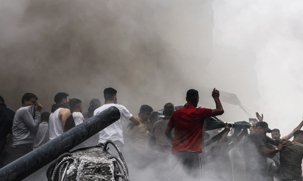 Israel imposes total siege on Gaza, cuts off water supply