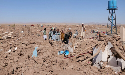 Afghan rescuers still digging as hope fades for quake villagers