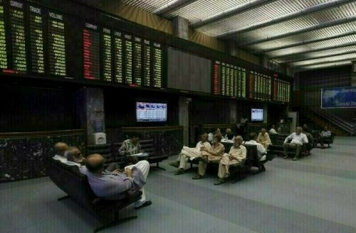 KSE-100 extends gains amid talk of gas tariff hike