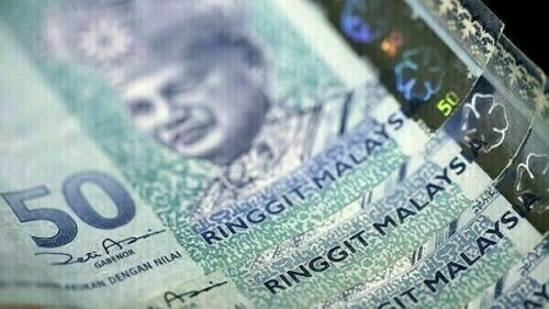 Asian currencies, stocks slip as Middle East worries dampen sentiment