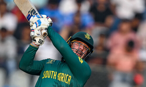 Ton-up De Kock leads South Africa&rsquo;s World Cup rout of Bangladesh
