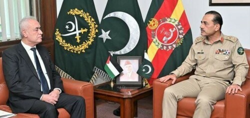 Army chief meets Palestinian envoy, expresses concern over Israel&rsquo;s &lsquo;unabated violence&rsquo; in Gaza