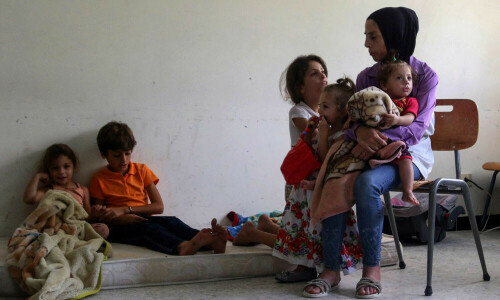 Record 114 million people now displaced worldwide: UN Record 114 million people now displaced worldwide: UN