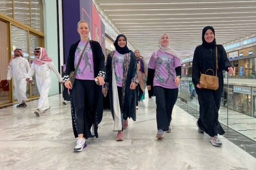 &lsquo;Too hot outside&rsquo;: Saudis take to walking, jogging in malls