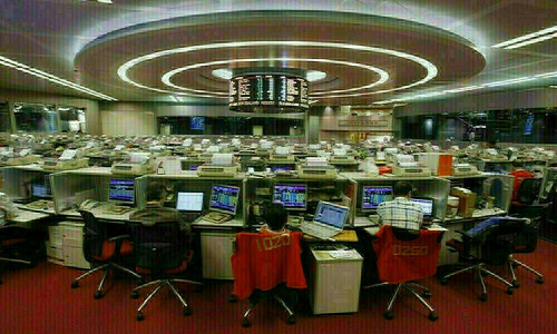 Hong Kong stocks begin with gains Hong Kong stocks begin with gains