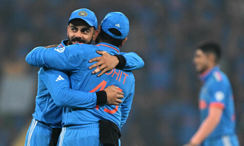 Shami stars as India hammer woeful England at World Cup