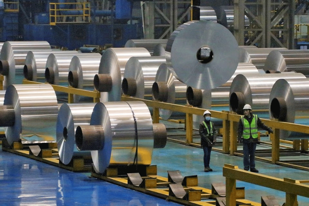 Asia&rsquo;s factories squeezed as China&rsquo;s nascent recovery teeters