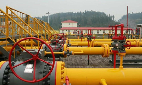 Qatar signs second 27-year gas supply deal with China's Sinopec
