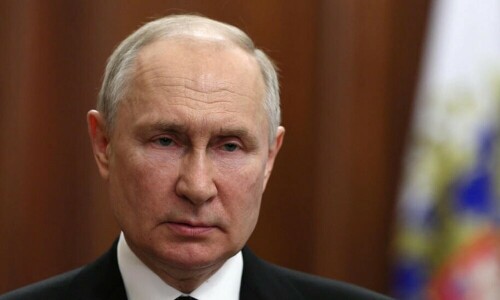 Russia&rsquo;s Putin to stay in power past 2024, sources say