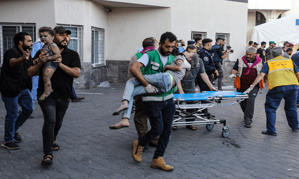 Hamas says Israeli strike on Gaza&rsquo;s biggest hospital kills 13