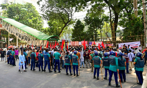 Bangladesh garment worker dies after protests