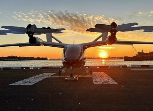 Joby shows off electric air taxis in New York, targeting 2025 launch date