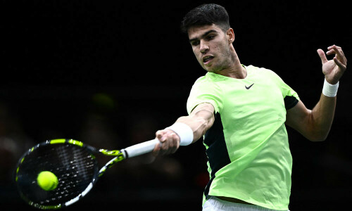 Alcaraz beats troubled Rublev to keep ATP Finals hopes alive Alcaraz beats troubled Rublev to keep ATP Finals hopes alive
