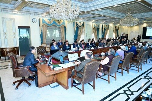 Cabinet approves levy of 40% tax on banks&rsquo; windfall profit earned during 2021-22
