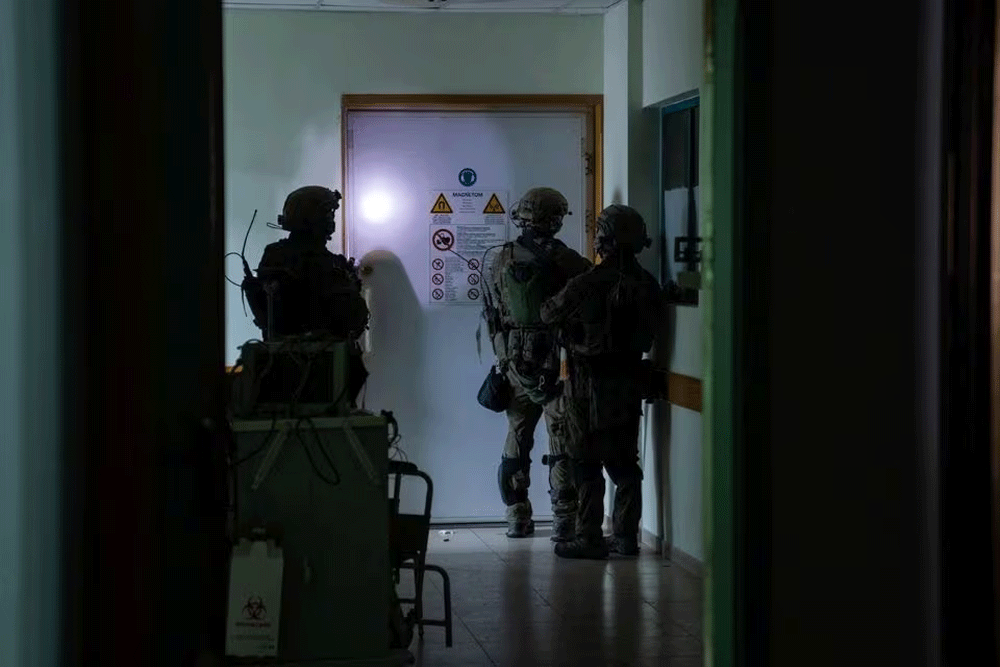 Israeli troops deepen search at main Gaza hospital for evidence of Hamas