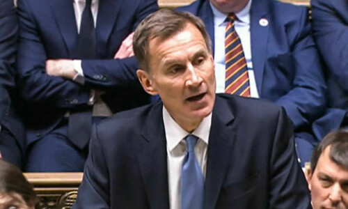 UK&rsquo;s Hunt says won&rsquo;t implement tax cuts that fuel inflation
