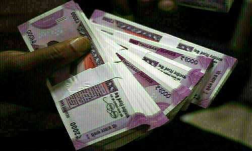 India bond yields ease tracking US peers; state debt sale eyed