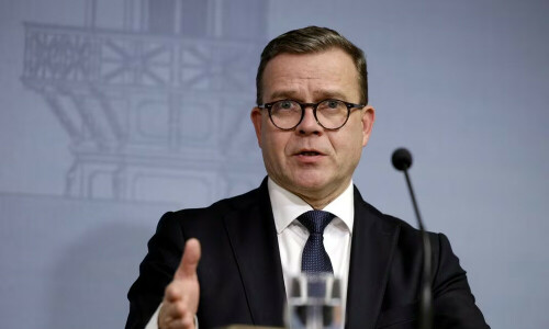 Finland to close all but one border crossing with Russia: PM