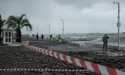 Deadly storm cuts power to nearly two million in Russia, Ukraine