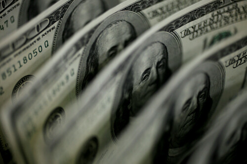 Dollar claws back some ground; bitcoin breaks $41,000 Dollar claws back some ground; bitcoin breaks $41,000