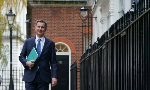 UK&rsquo;s Hunt says he hopes to reverse public investment freeze
