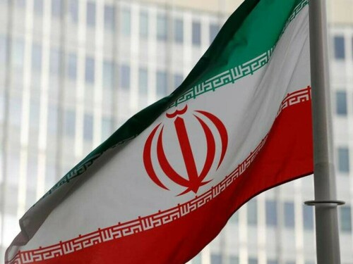 Iran sends up rocket with test living capsule
