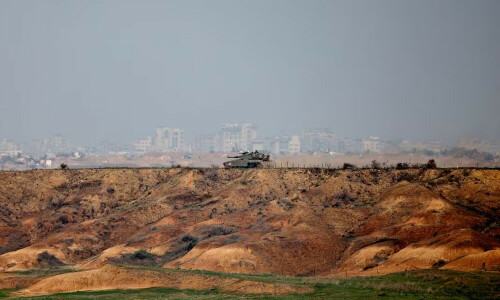 Hundreds more Palestinians killed as Israel moves into Southern Gaza