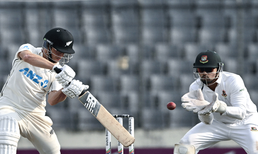 New Zealand beat Bangladesh by four wickets in second Test