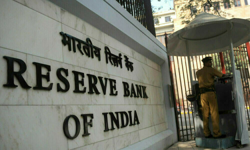 India&rsquo;s central bank likely sold US dollars to limit rupee&rsquo;s losses