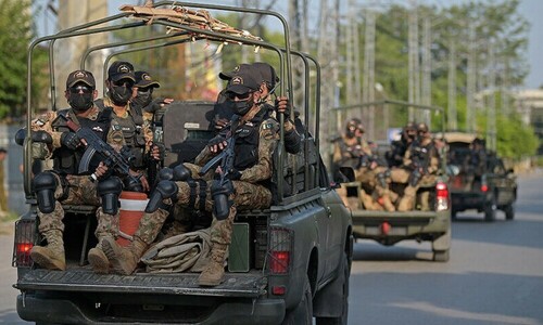 At least 23 soldiers martyred in terrorist attack on security forces&rsquo; checkpost in DI Khan: ISPR